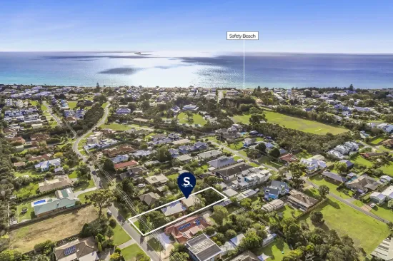31 Woodlands Grove, Safety Beach, Vic 3936
