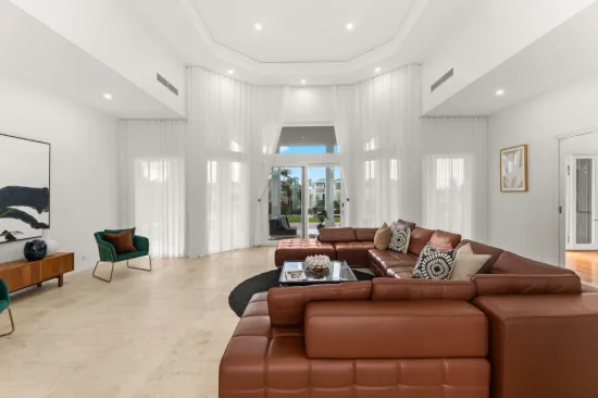 3105 Riverleigh Drive, Hope Island, Qld 4212-Image