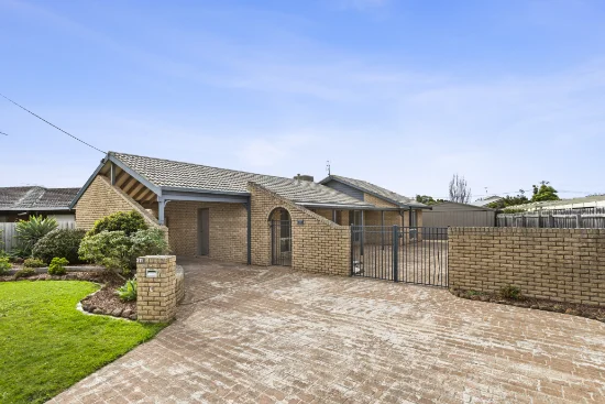 311 Wilsons Road, St Albans Park, Vic 3219