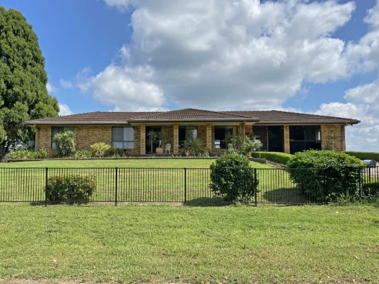 312 Edinburgh Drive, Taree, NSW 2430