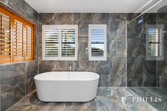 3166 Riverleigh Drive, Hope Island, Qld 4212-Image