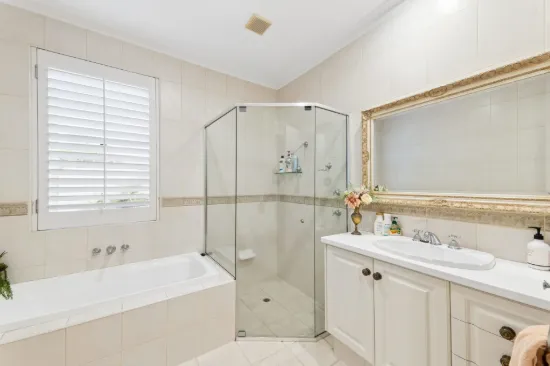 3187 Riverleigh Drive, Hope Island, Qld 4212-Image