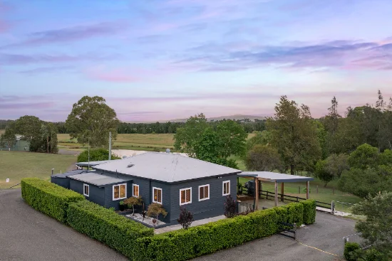 319 Wilderness Road, Lovedale, NSW 2325
