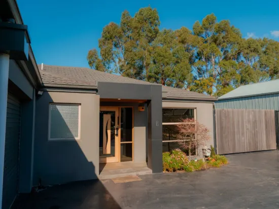 31B Cameron Way, Pakenham, Vic 3810