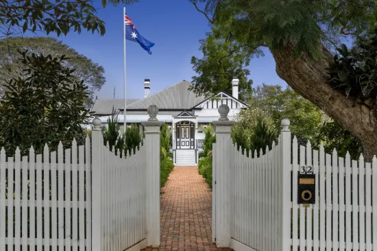 32-34 Crown Street, Rangeville, Qld 4350