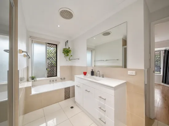 32 Alexander Crescent, Morayfield, Qld 4506-Image