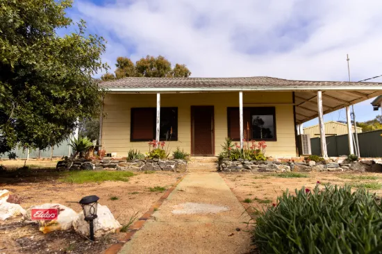 32 Altair Street, Southern Cross, WA 6426