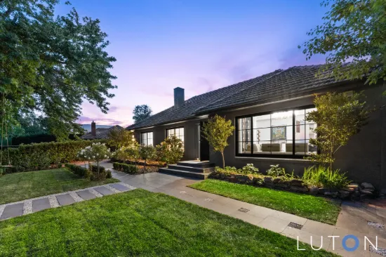 32 Arthur Circle, Forrest, ACT 2603
