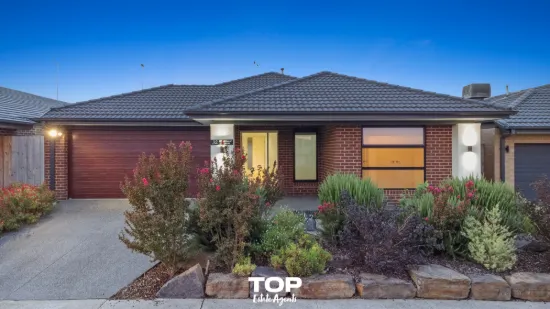 32 Blackhazel Crescent, Clyde North, Vic 3978