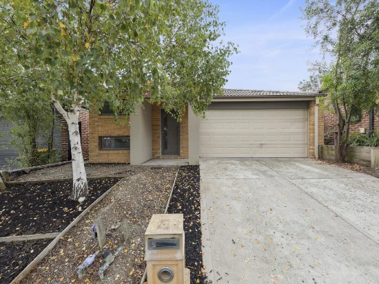 32 Botham Crescent, Pakenham, Vic 3810
