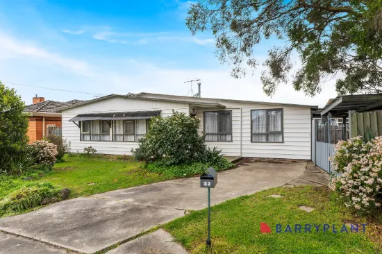 32 Bradshaw Street, Kingsbury, Vic 3083