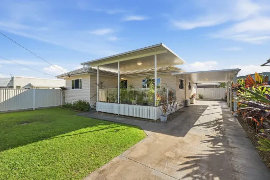 32 Bramble Street, Woody Point, Qld 4019