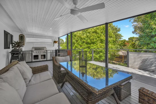 32 Buccleugh St, Moffat Beach, Qld 4551