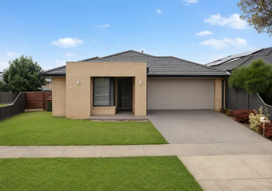 32 Caddys Road, Lara, Vic 3212
