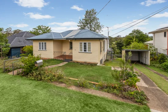 32 Chapman Street, Chapel Hill, Qld 4069