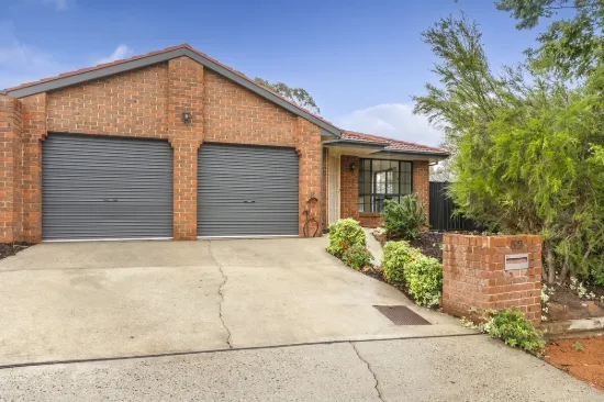 32 Charlton Crescent, Gordon, ACT 2906
