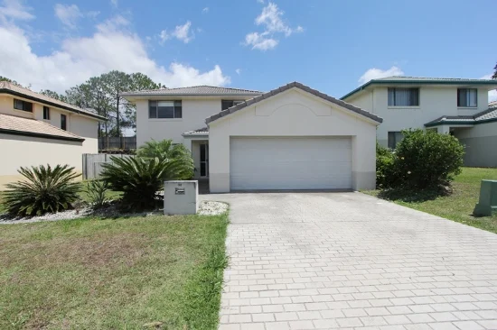 32 Clear River Boulevard, Ashmore, Qld 4214