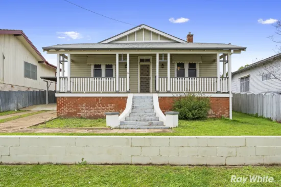 32 Commins Street, Junee, NSW 2663