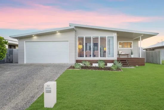 32 Daydream Circuit, Burdell, Qld 4818