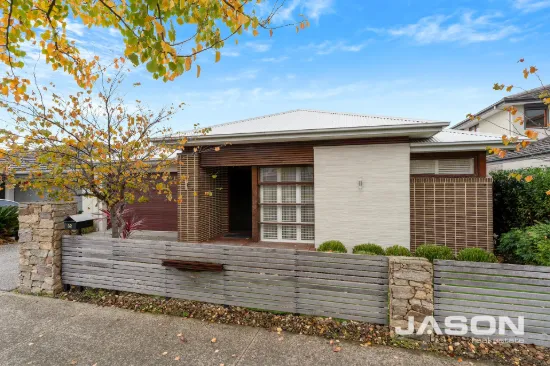 32 Destination Drive, Greenvale, Vic 3059