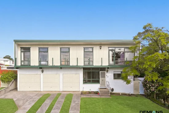 32 Edgecombe Avenue, Moorebank, NSW 2170