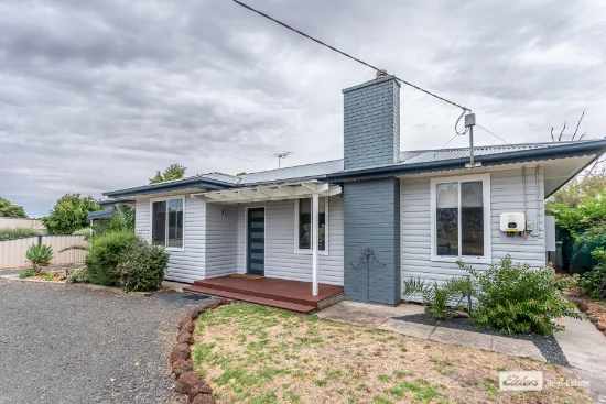 32 Edinburgh Road, Edenhope, Vic 3318