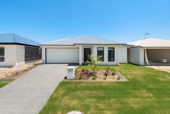 32 Flint Place, Park Ridge, Qld 4125