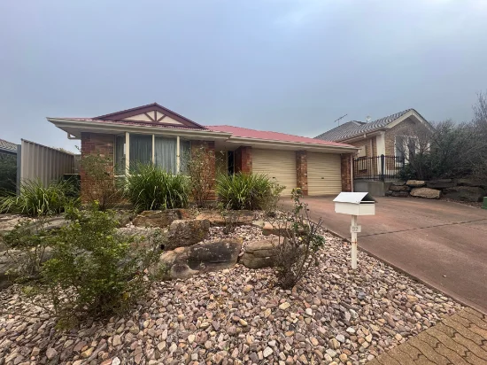 32 Gloucester Drive, Craigmore SA 5114-Image