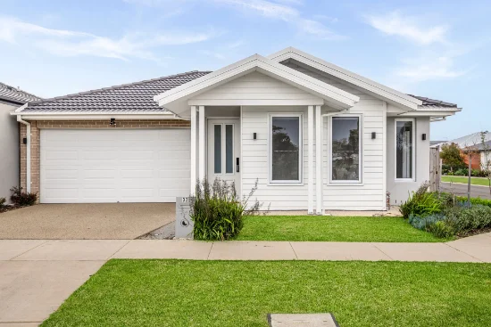 32 Harriott Road, Armstrong Creek, Vic 3217