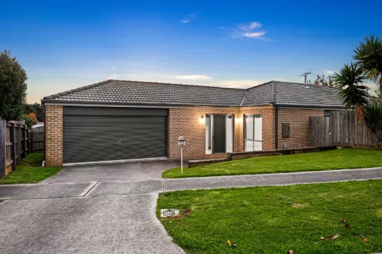32 Hatfield Drive, Drouin, Vic 3818