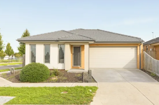 32 Herridge Street,, Mickleham, Vic 3064