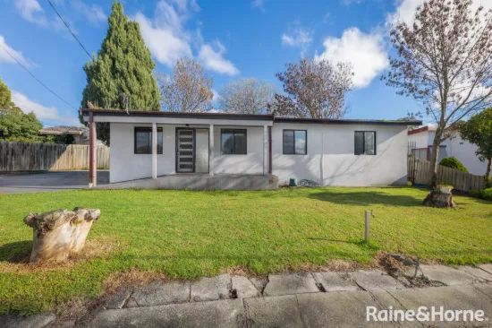 32 Hume Street, Sunbury, Vic 3429