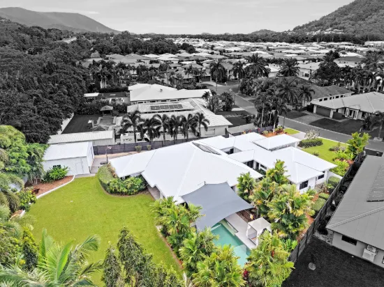 32 Iridescent Drive, Trinity Park, Qld 4879