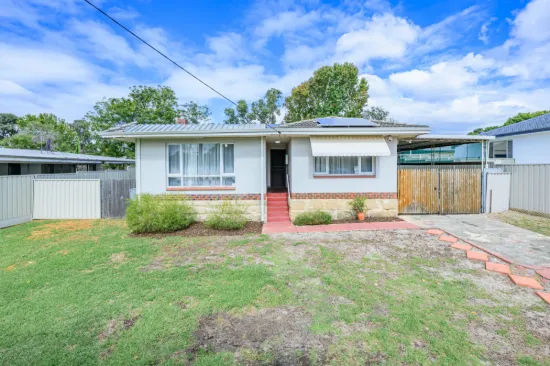 32 Lester Drive, Thornlie, WA 6108