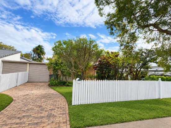 32 Lodge Road, Kalinga, Qld 4030
