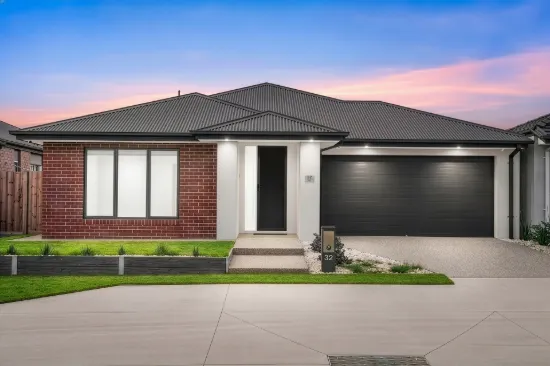 32 Peachtree Avenue, Deanside, Vic 3336