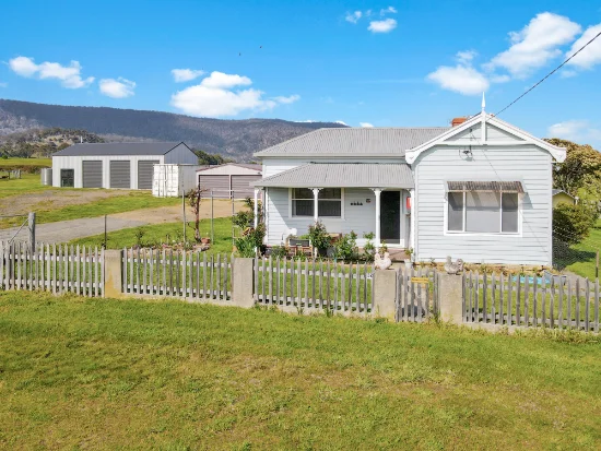 32 Pedder Street, Fingal, Tas 7214