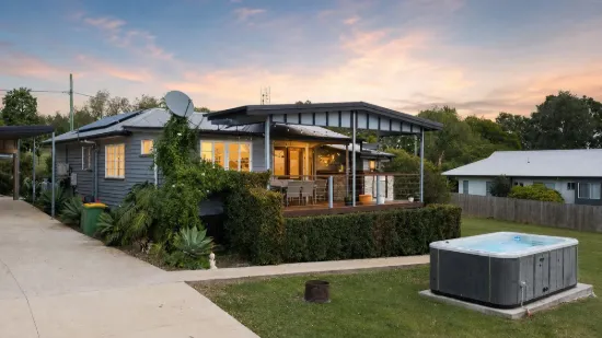 32 Pelican Drive, Laidley Heights, Qld 4341
