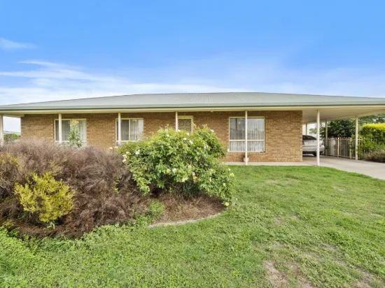32 Pinot Crescent, Corowa, NSW 2646