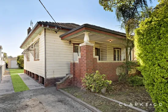 32 Pulver Street, Hamilton South, NSW 2303