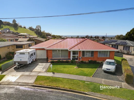 32 Richardson Street, West Ulverstone, Tas 7315