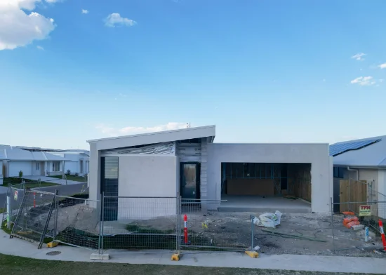32 Rocky Cres, Banya, Qld 4551