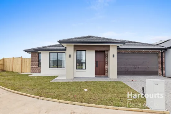 32 Romanesque Drive, Deanside, Vic 3336