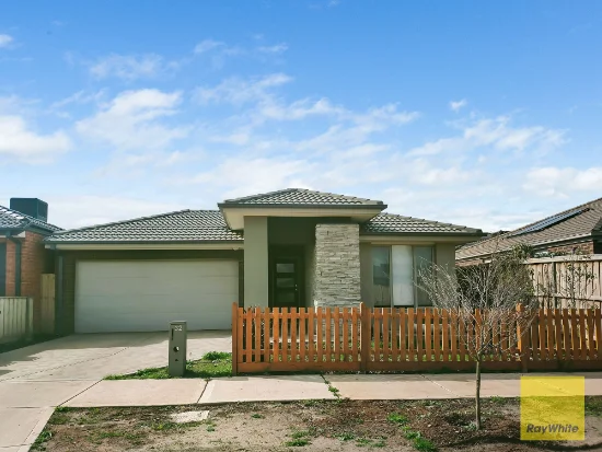 32 Rosette Crescent, Rockbank VIC 3335-Image