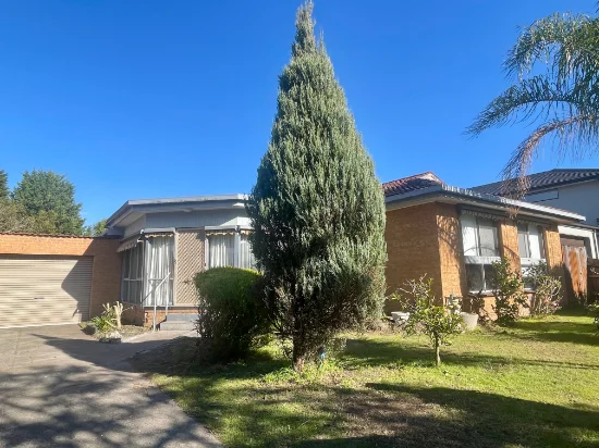 32 Sandhurst Road, Wantirna, Vic 3152