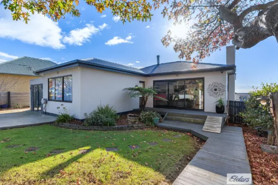 32 Saundridge Road, Cooee, Tas 7320