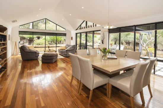 32 Schooner Crescent, Dunsborough, WA 6281