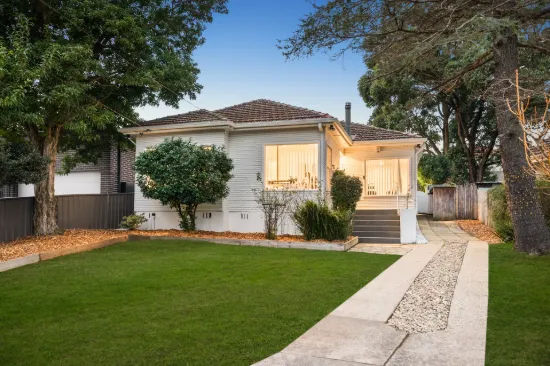 32 Shirley Avenue, Roselands, NSW 2196