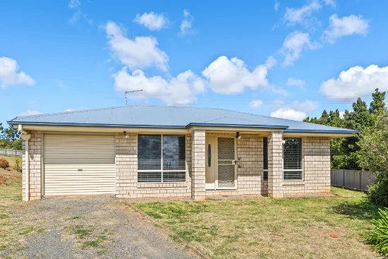 32 Smythe Drive, Highfields, Qld 4352