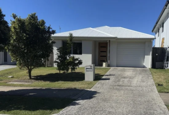 32 Velvet Way, Palmview, Qld 4553